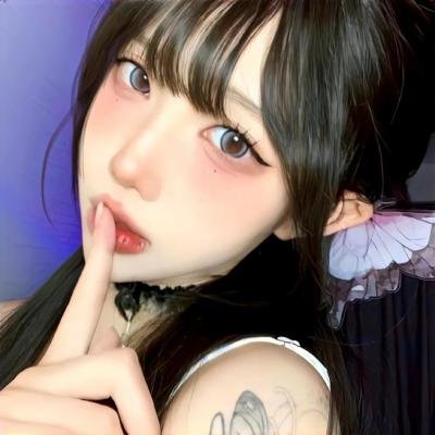 送报女孩